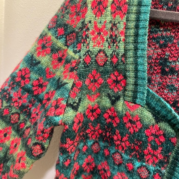 Zara floral jacquard knit cropped cardigan with a square neckline. - Picture 4 of 5